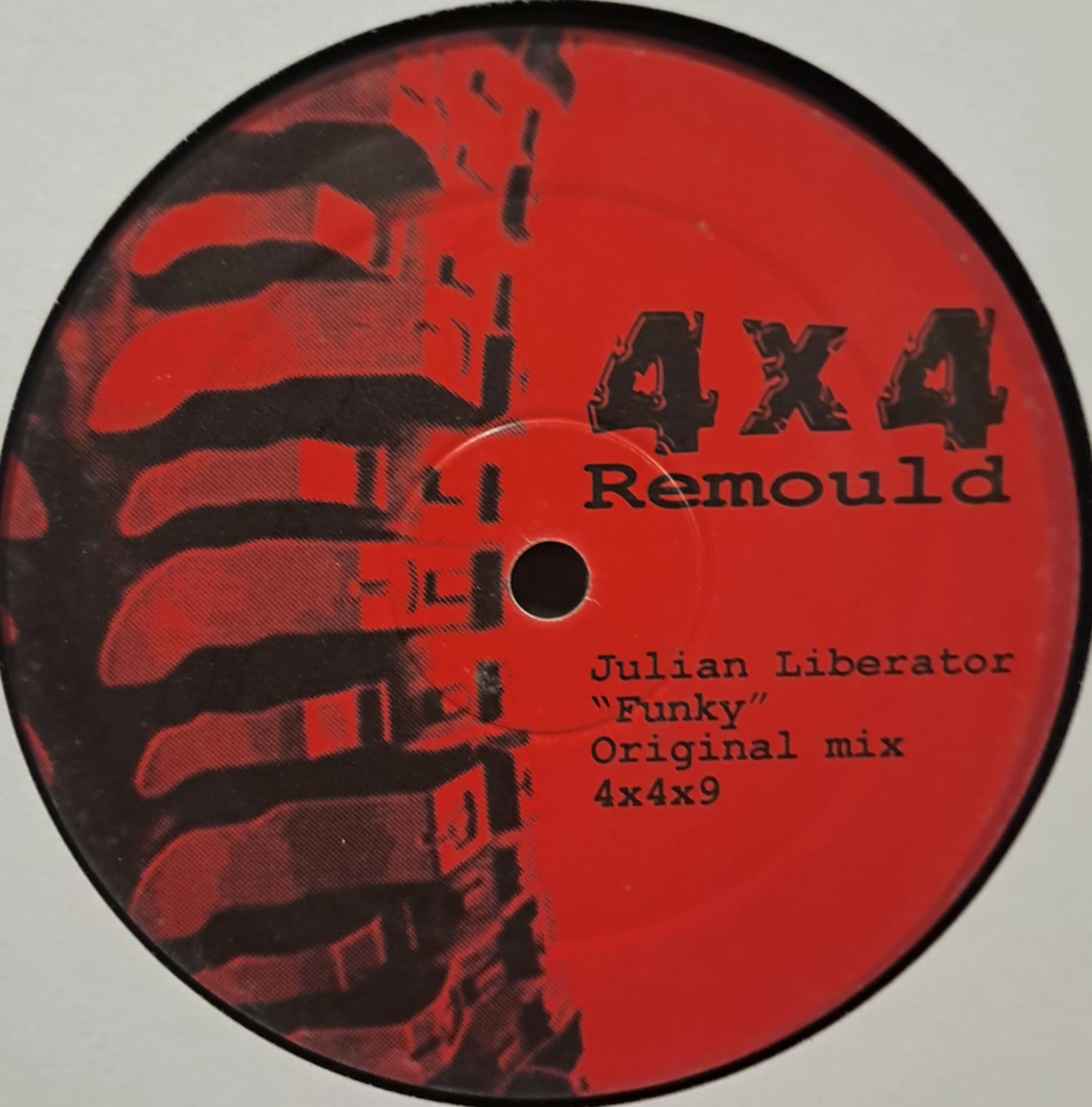 4 x 4 Remould 001 - vinyle hard techno