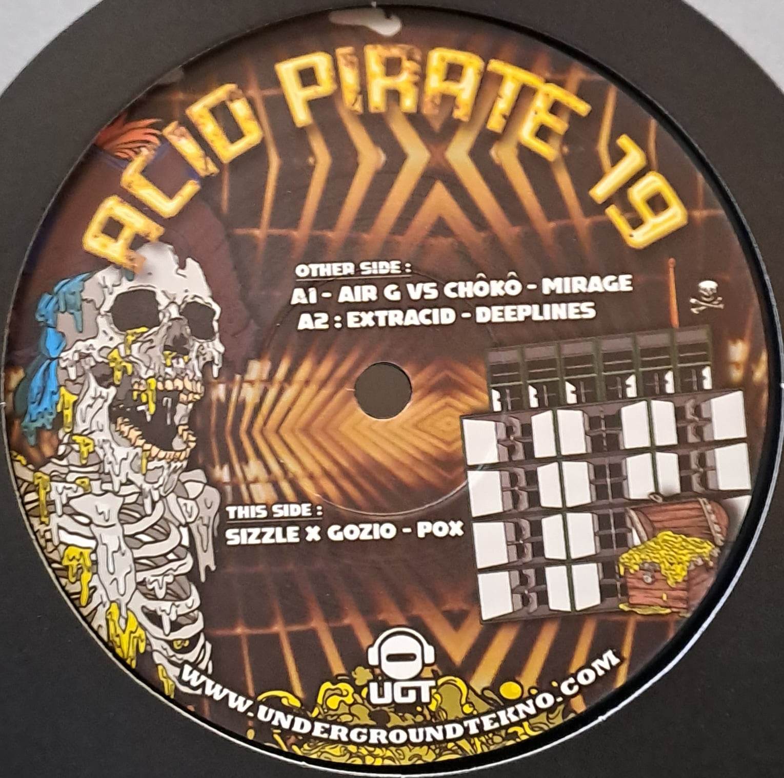 Acid Pirate 19 (dernières copies en stock) - vinyle acidcore