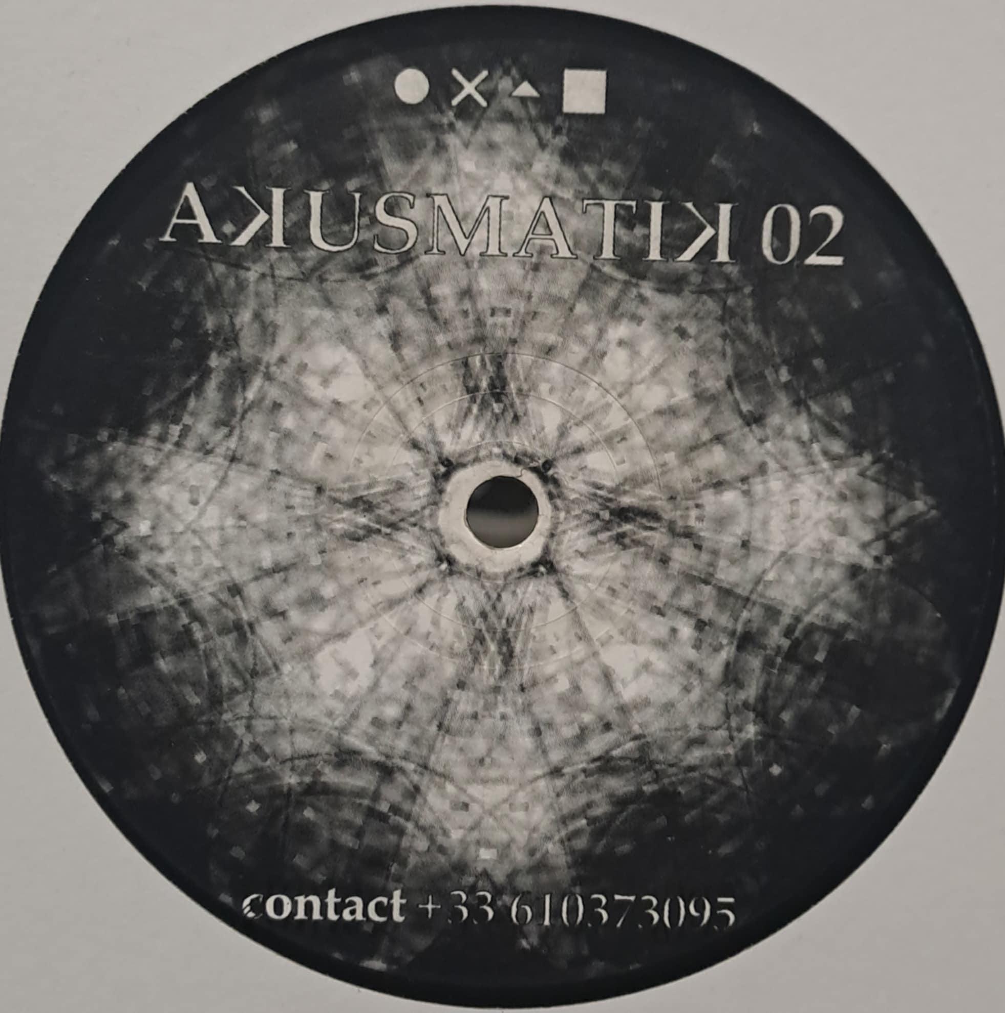 Akusmatik 002 - vinyle freetekno