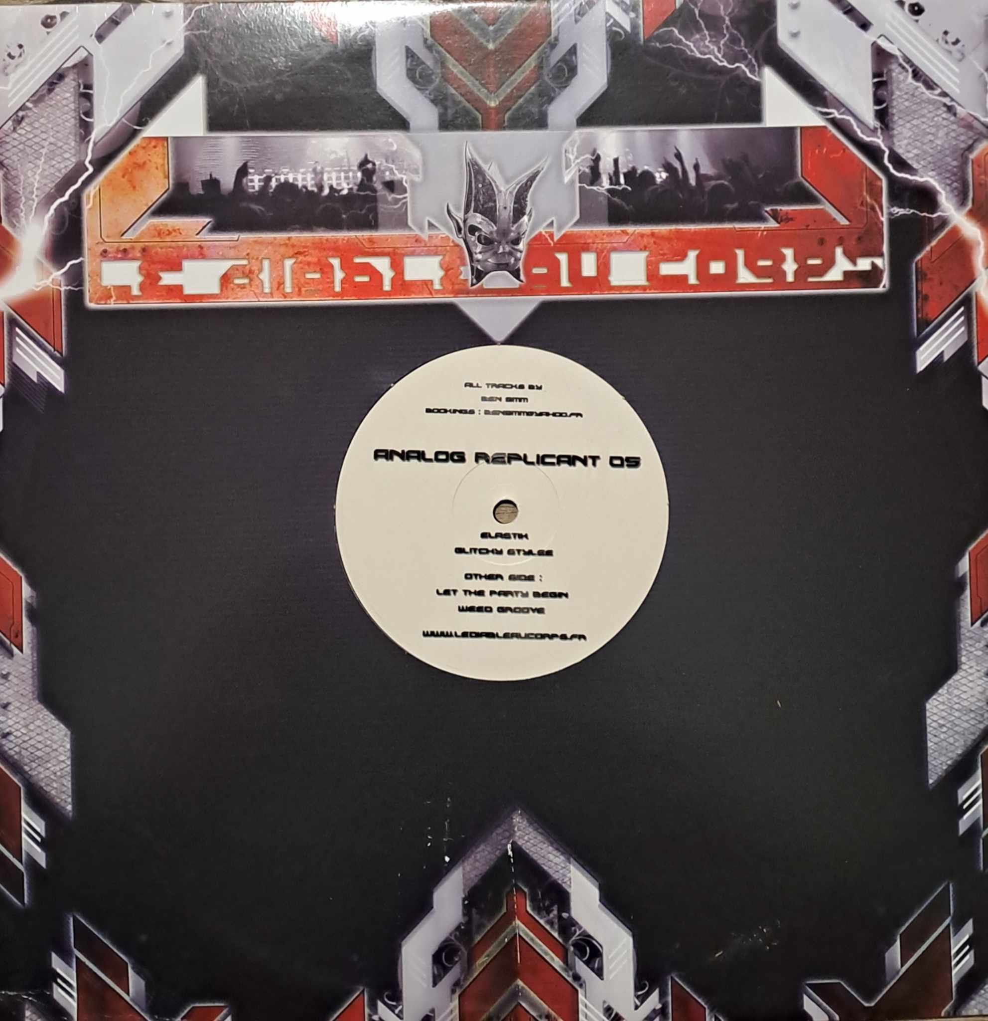 Analog Replicant 05 - vinyle acid