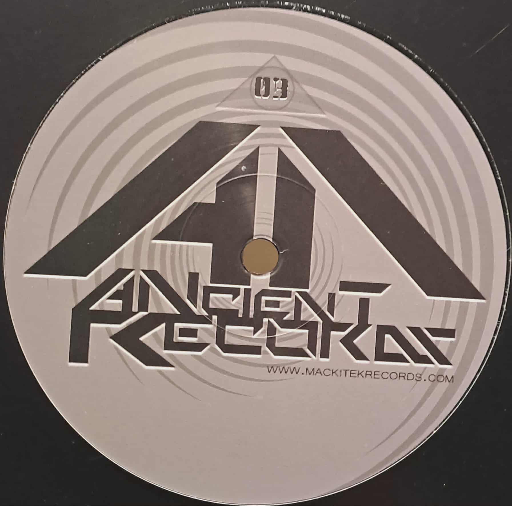 Ancient Records 03 - vinyle freetekno