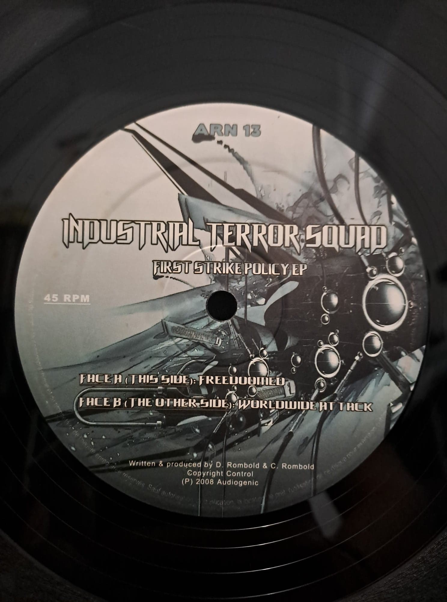 Arena 13 - vinyle hardcore