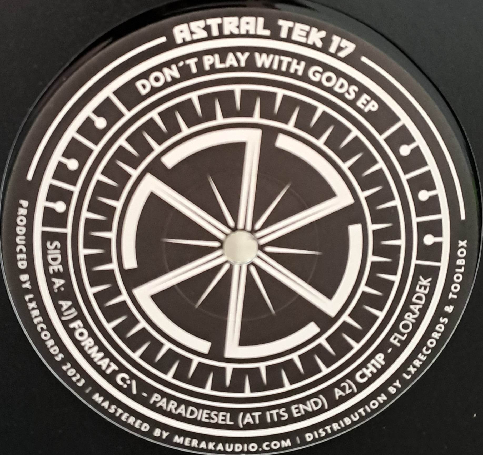 Astral Tek 17 - vinyle acid