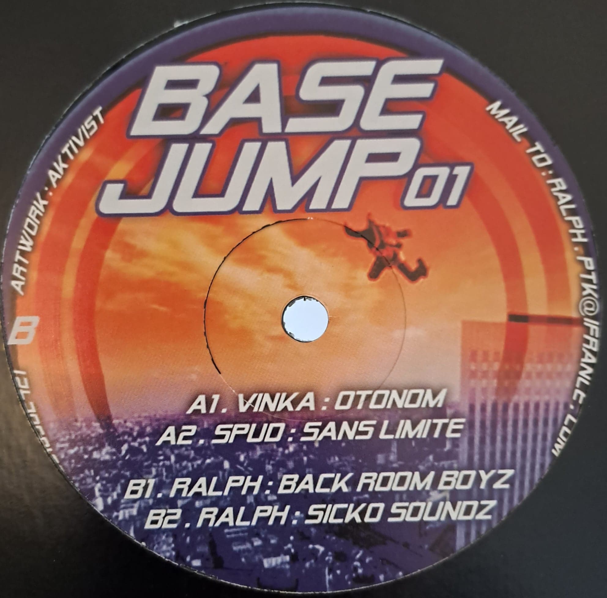 Base Jump 01 RP - vinyle freetekno