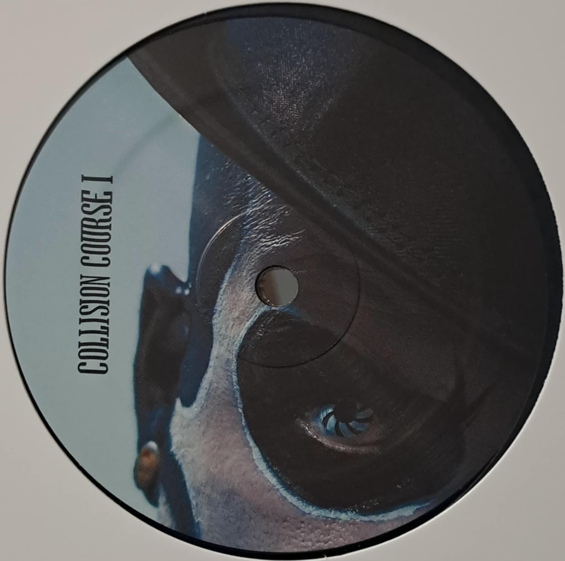 Collision Course 01 - vinyle acid