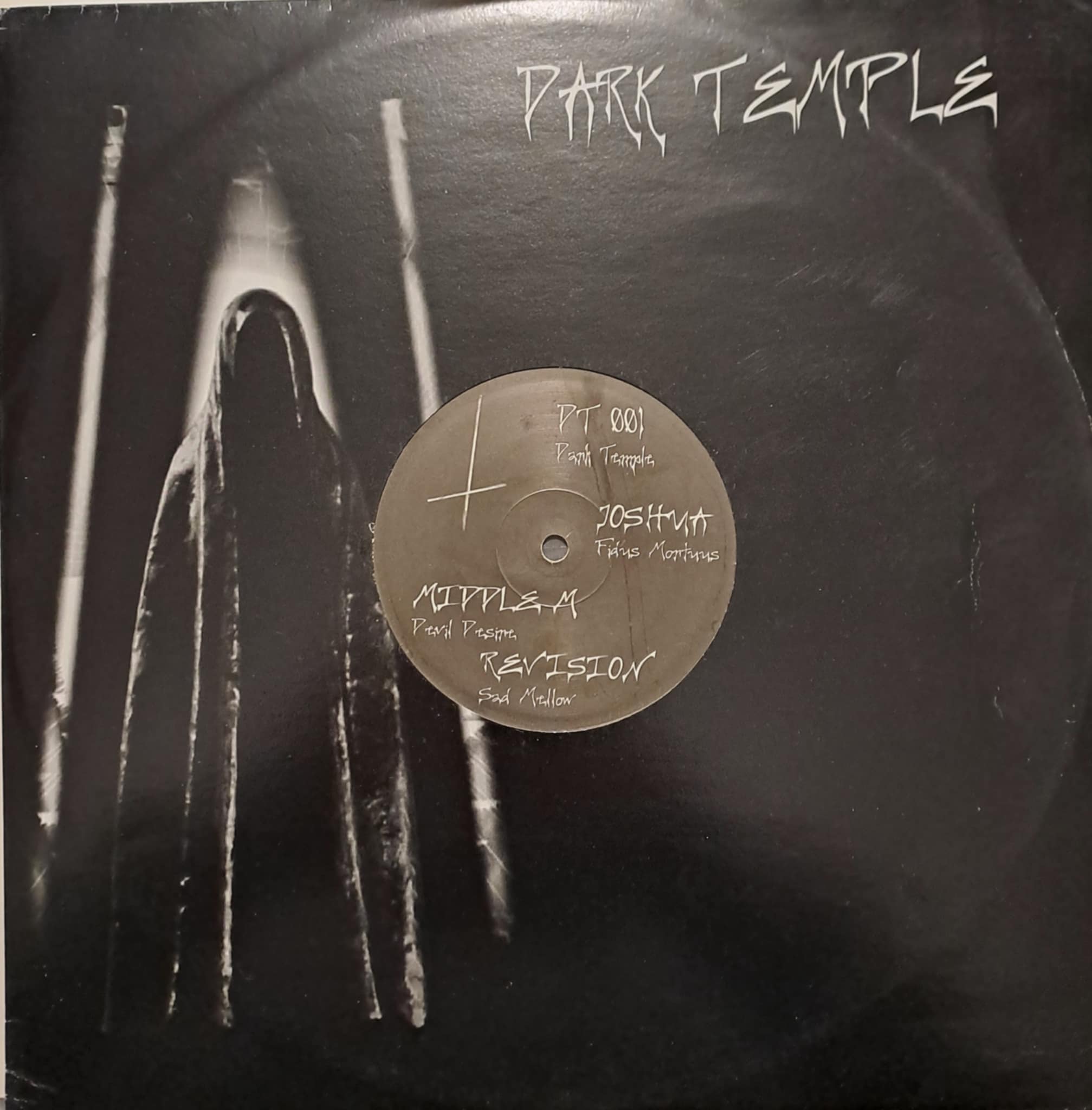 Dark Temple 001 - vinyle hardcore