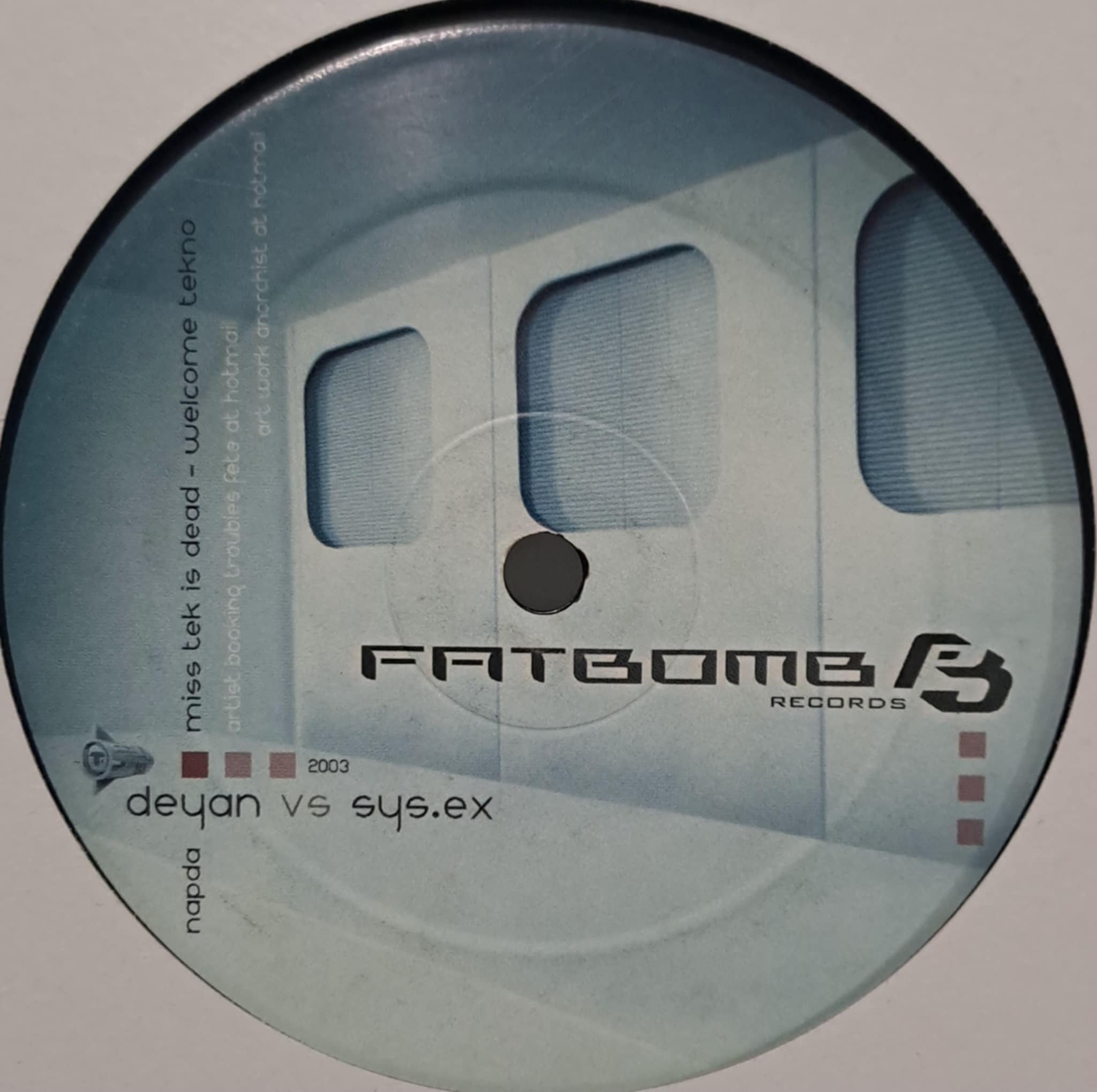 Fatbomb Records 01 - vinyle freetekno