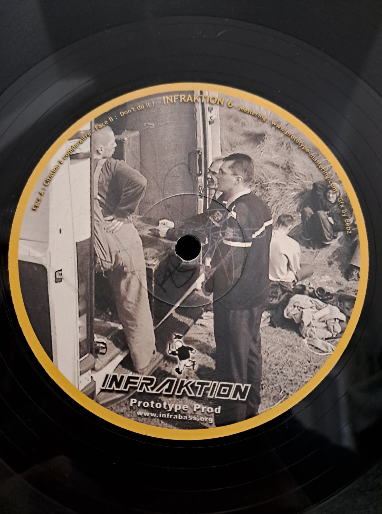 Infraktion 06 - vinyle break