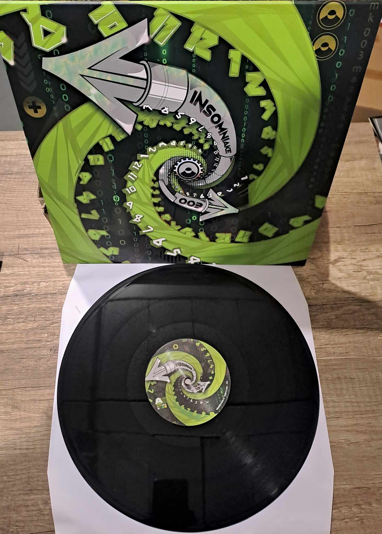 Insomniake 003 Noir - vinyle freetekno