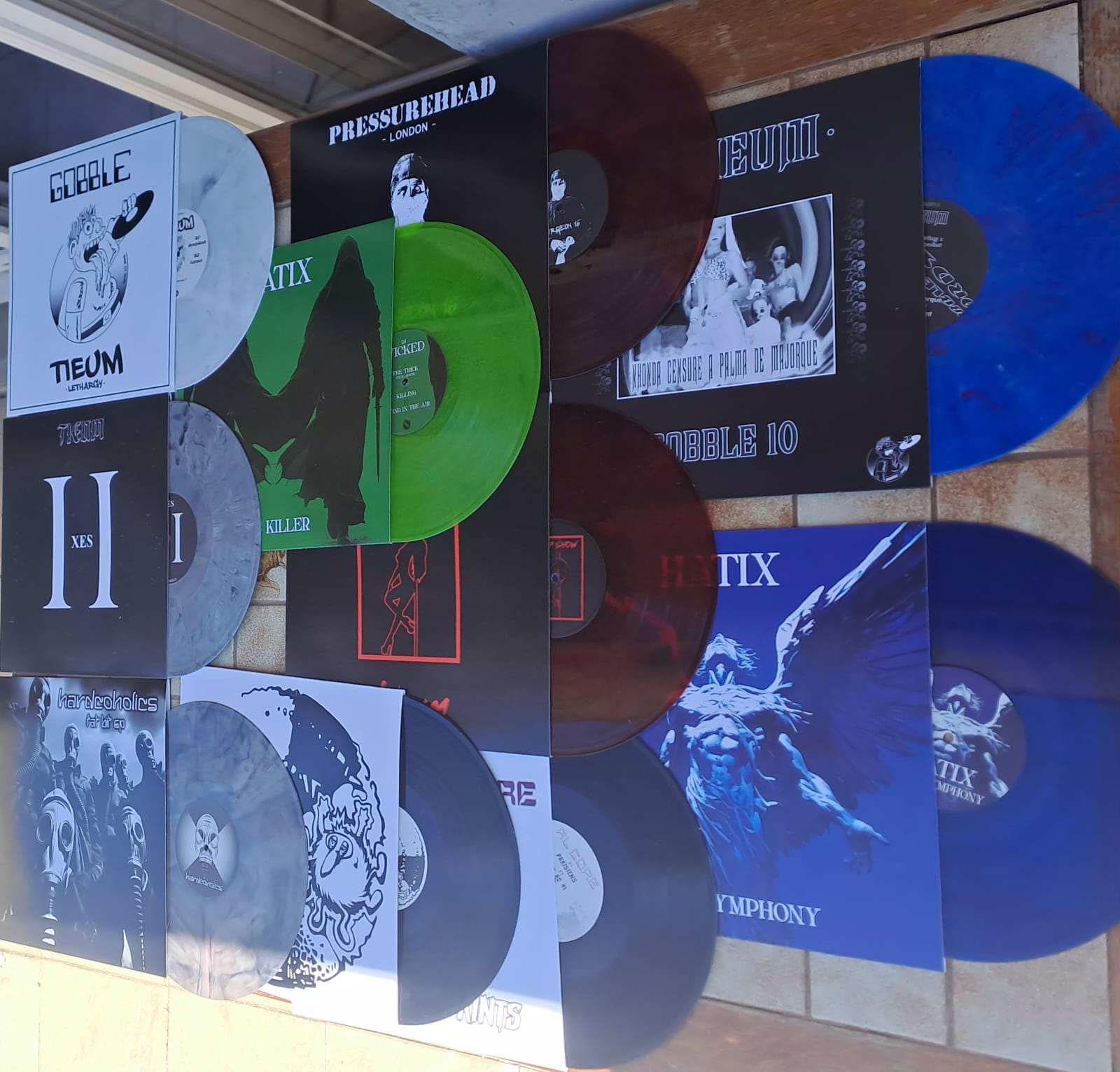 Lot de 10 vinyles du label Mazykka Reprints - (20% de remise) - vinyle gabber