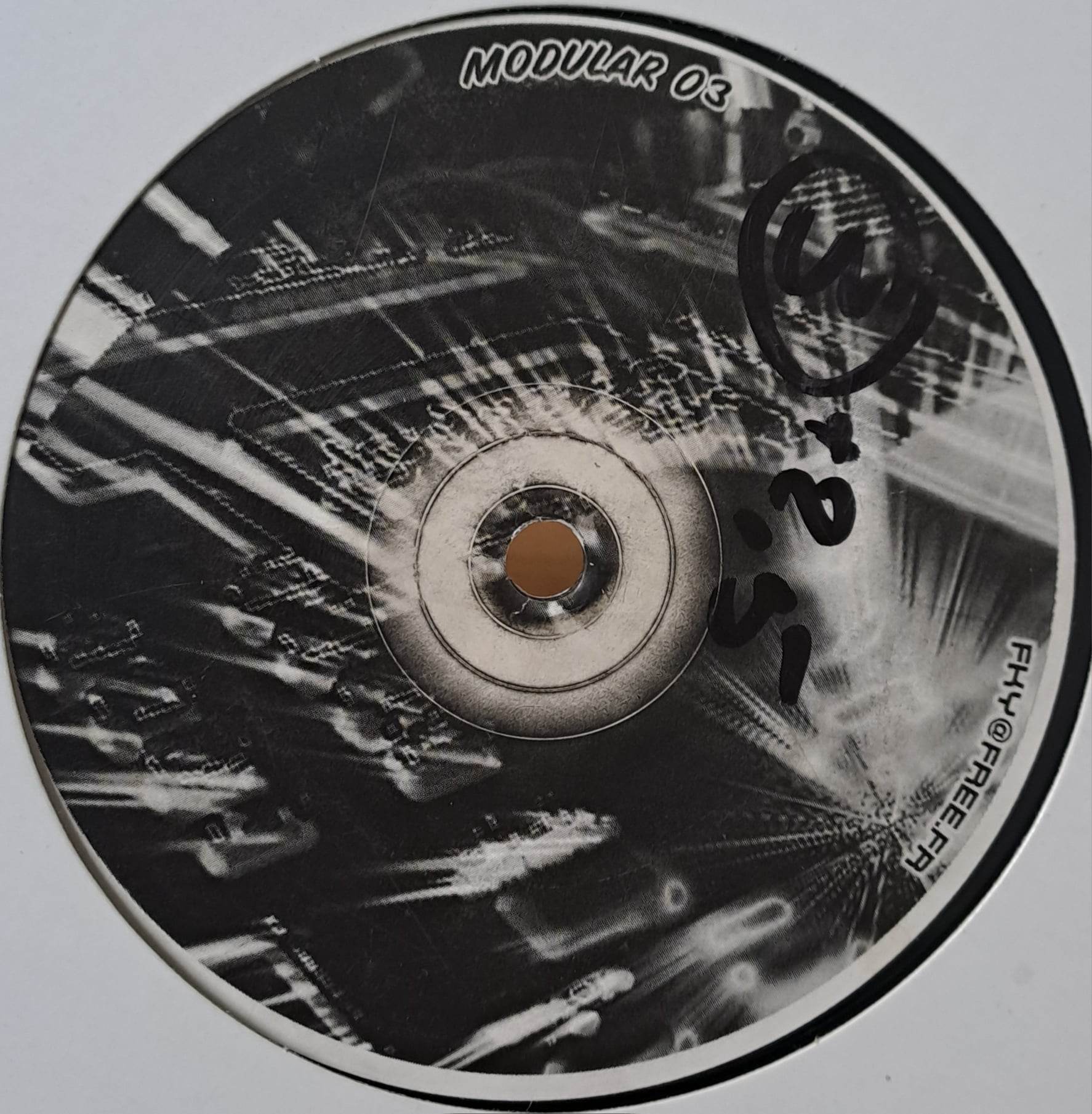 Modular 03 oc - vinyle freetekno