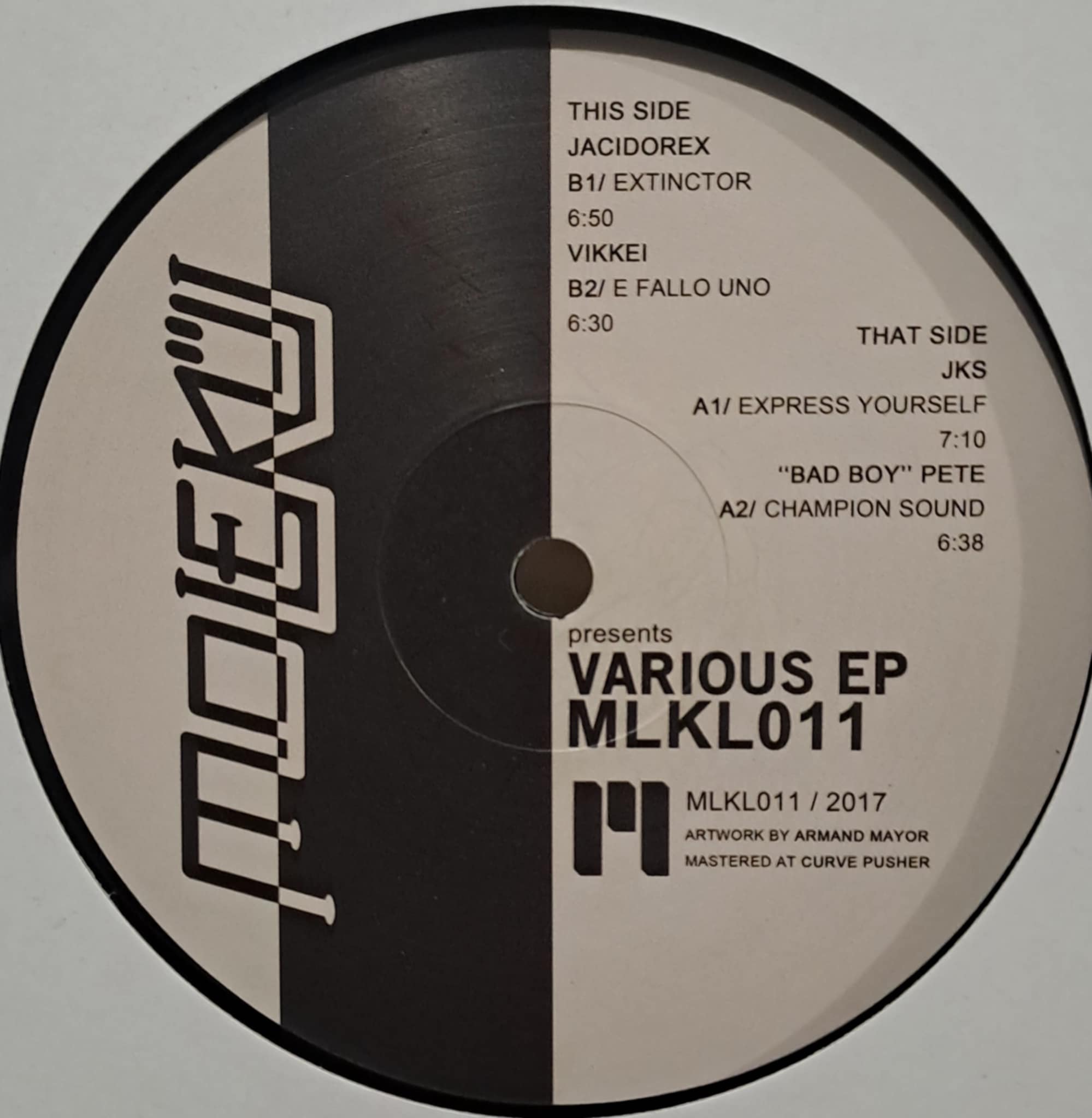 Molekül 011 - vinyle hard techno