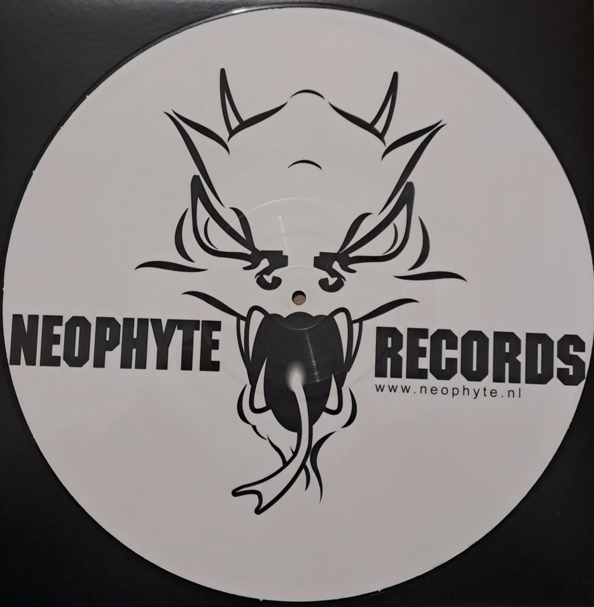 Neophyte 020 (picture) - vinyle gabber