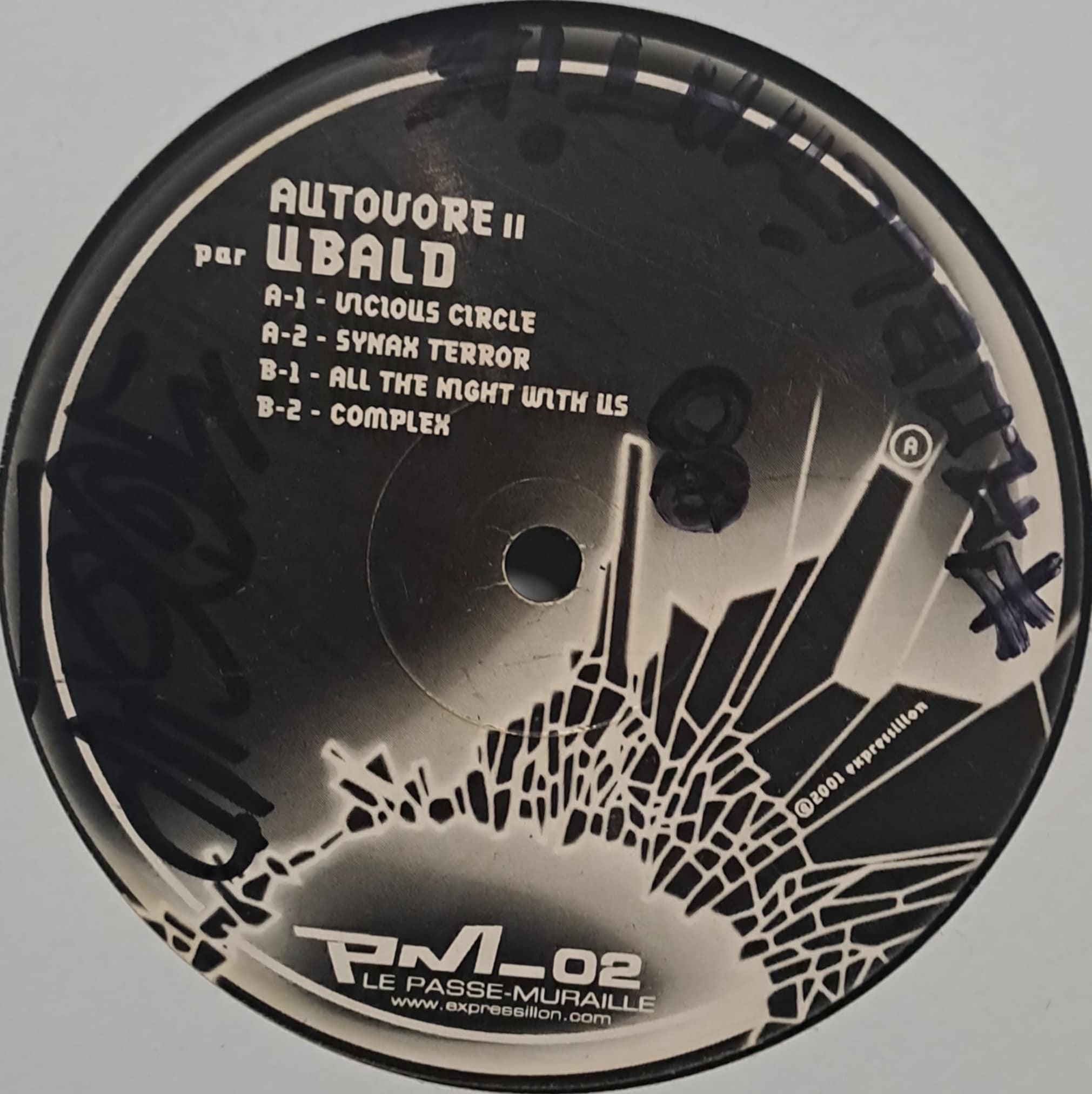 Passe-Muraille 02 - vinyle tribe