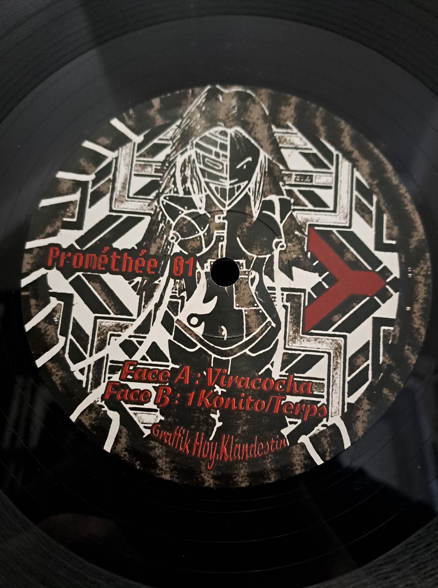Prométhée 01 - vinyle freetekno