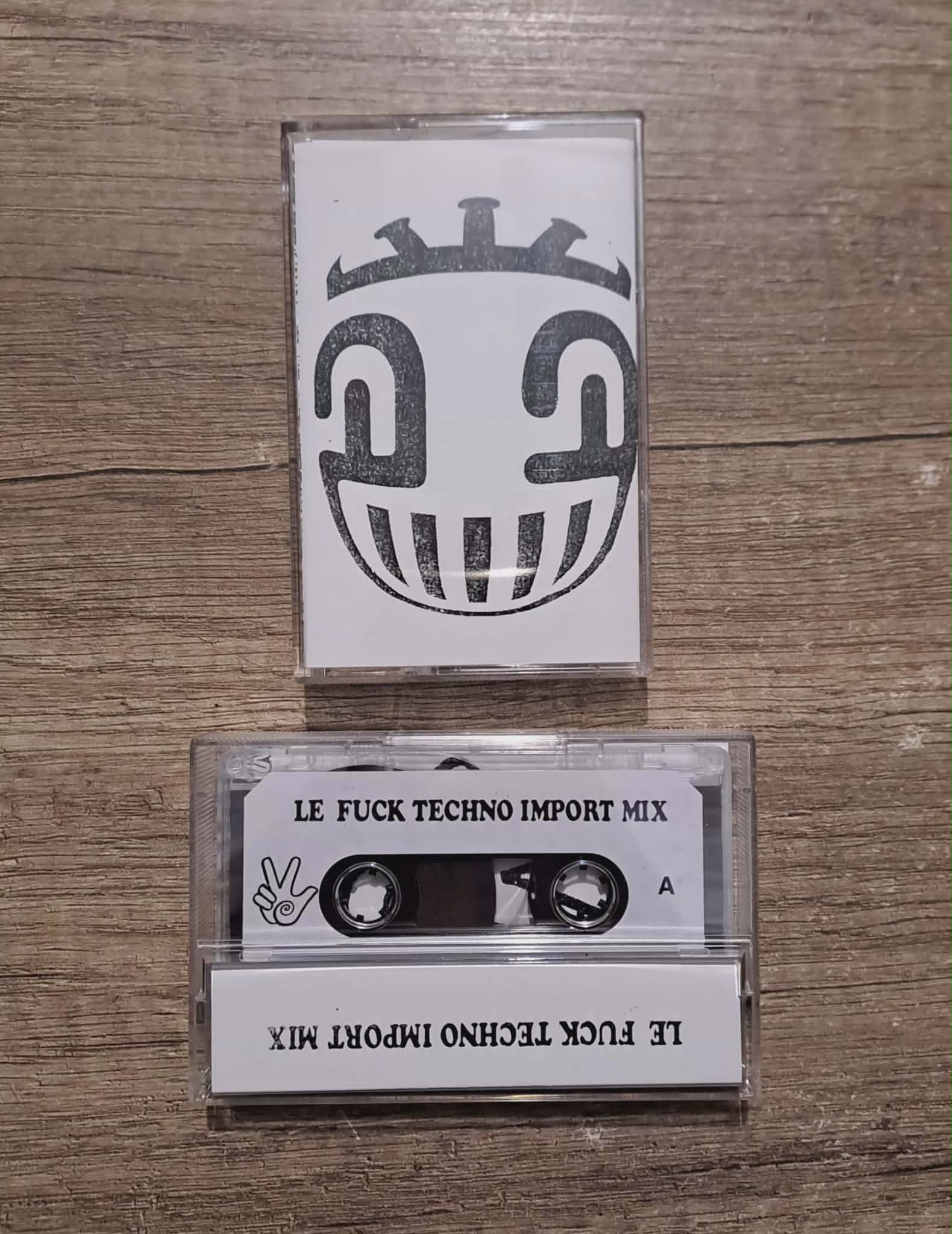 Sound Metaphors 23 Cassette 01 (Le Fuck Techno Import Mix) - vinyle freetekno