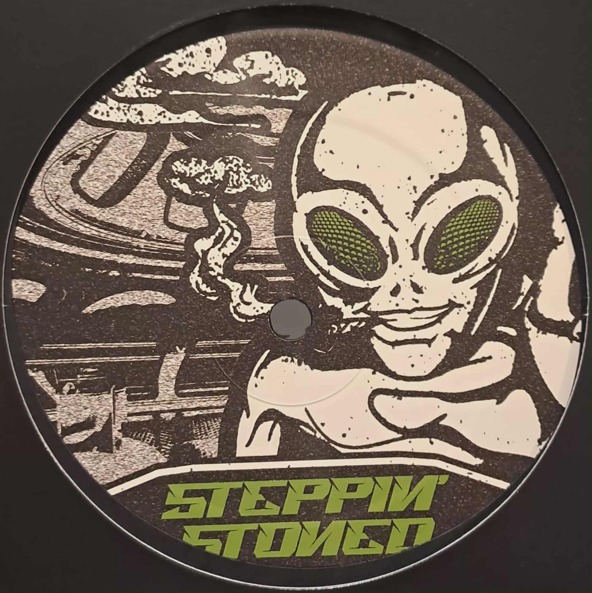 Steppin' Stoned 01 - vinyle freetekno