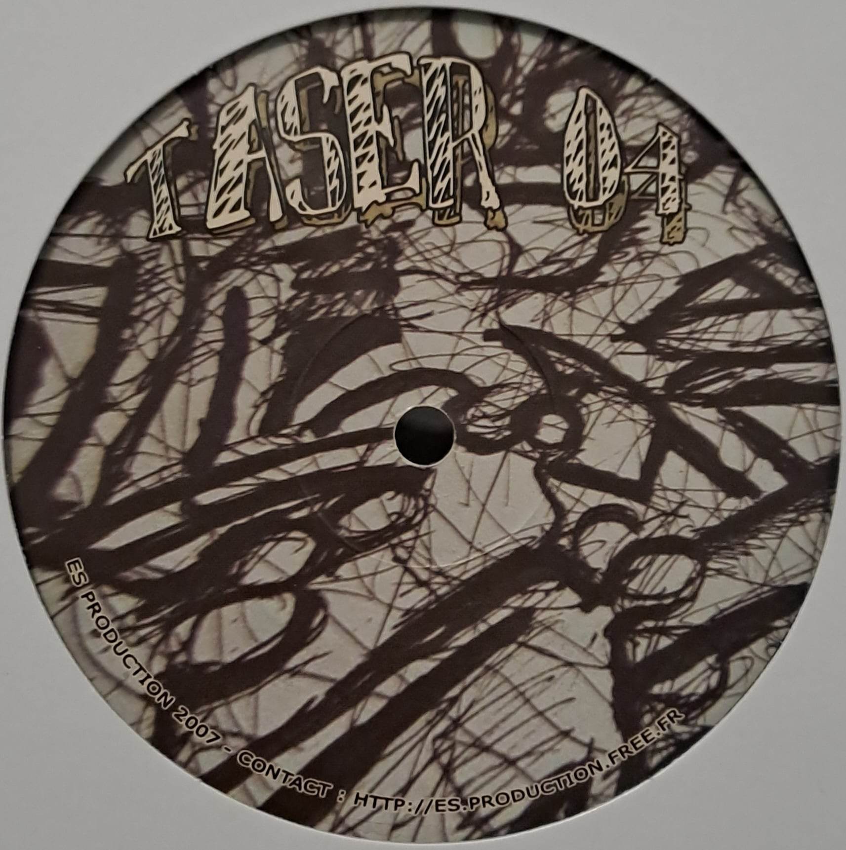 Taser 04 - vinyle Hardfloor
