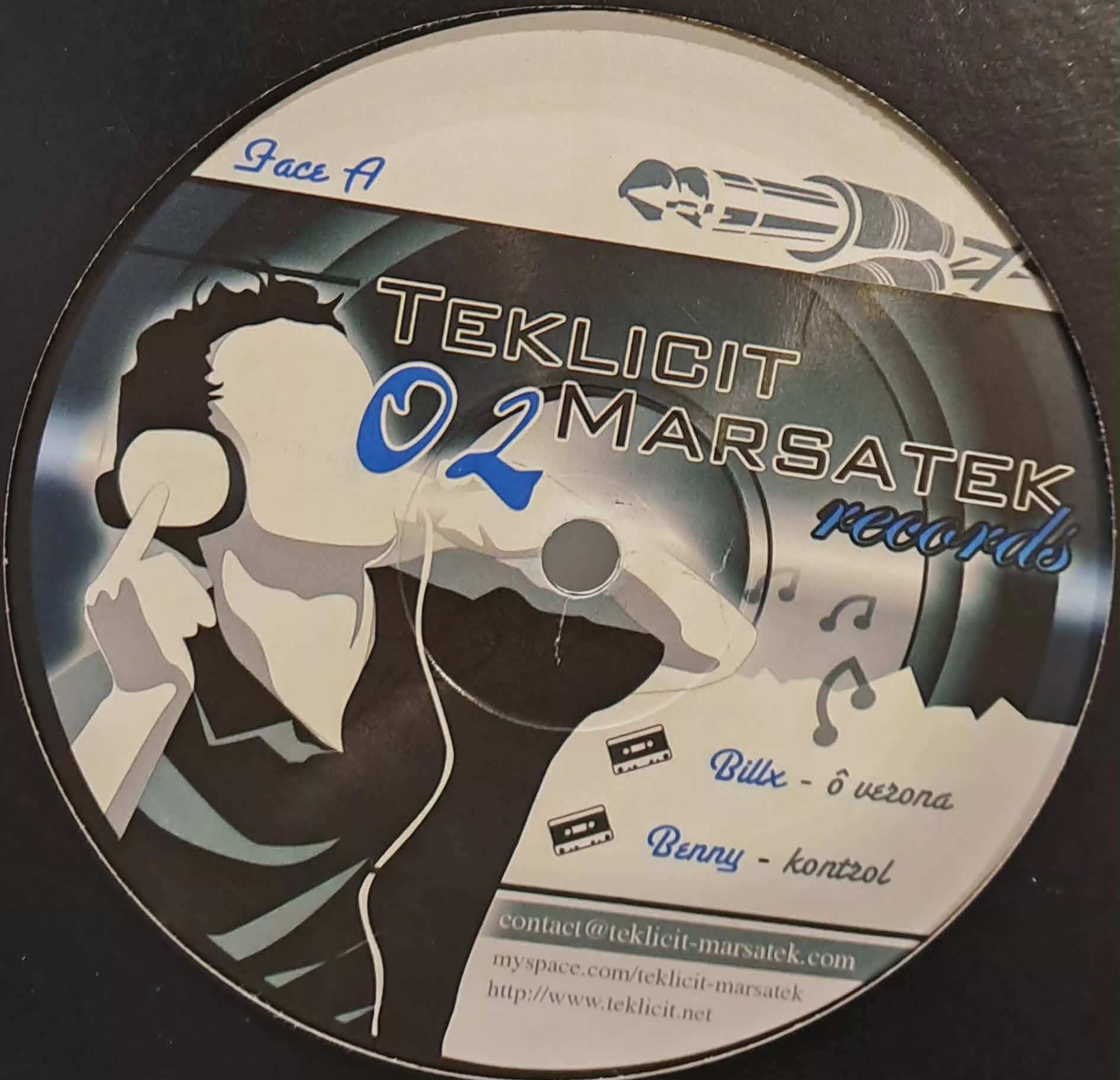 Teklicit Marsatek 02 - vinyle freetekno