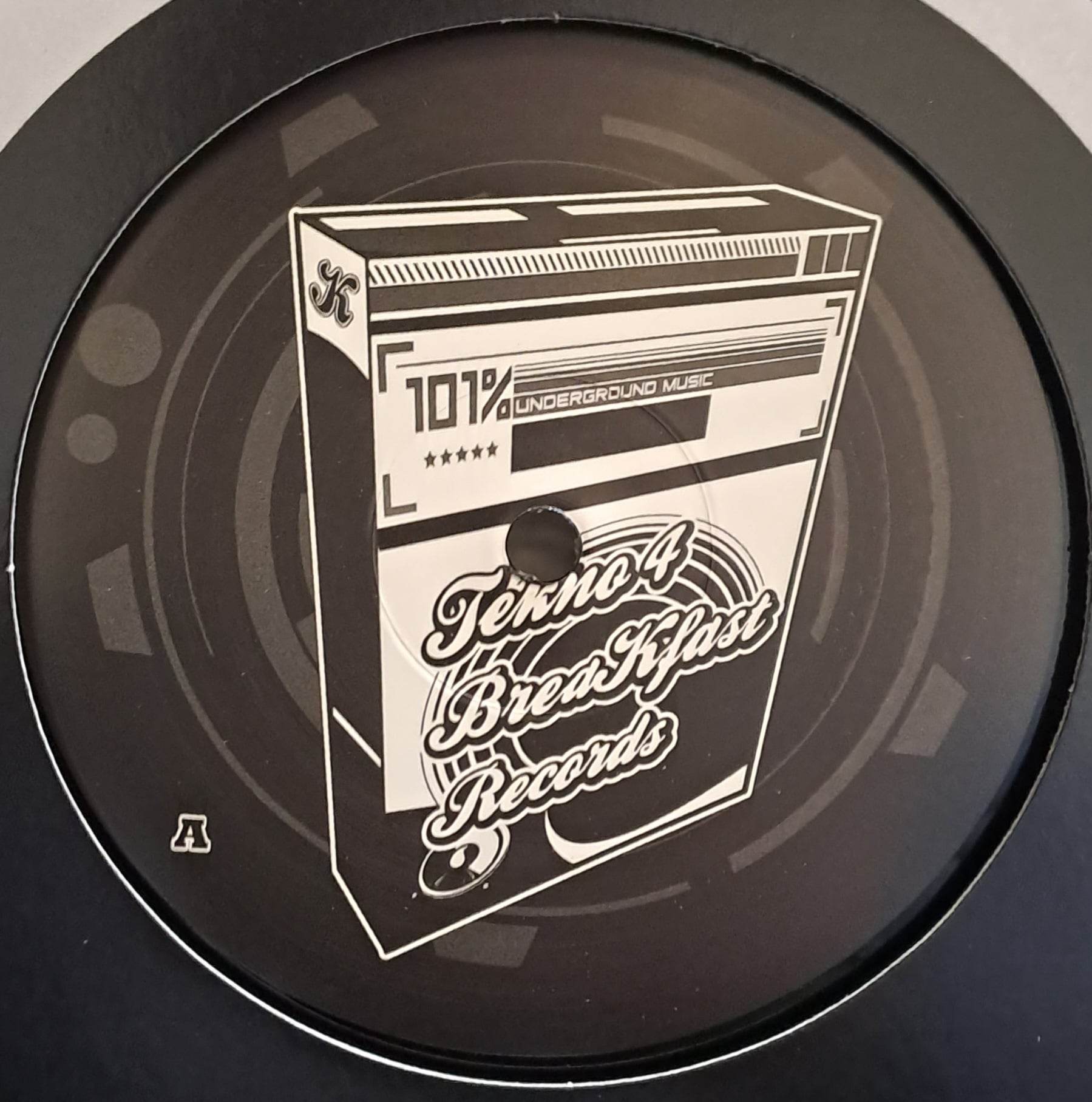 Tekno 4 Breakfast 01 - vinyle freetekno