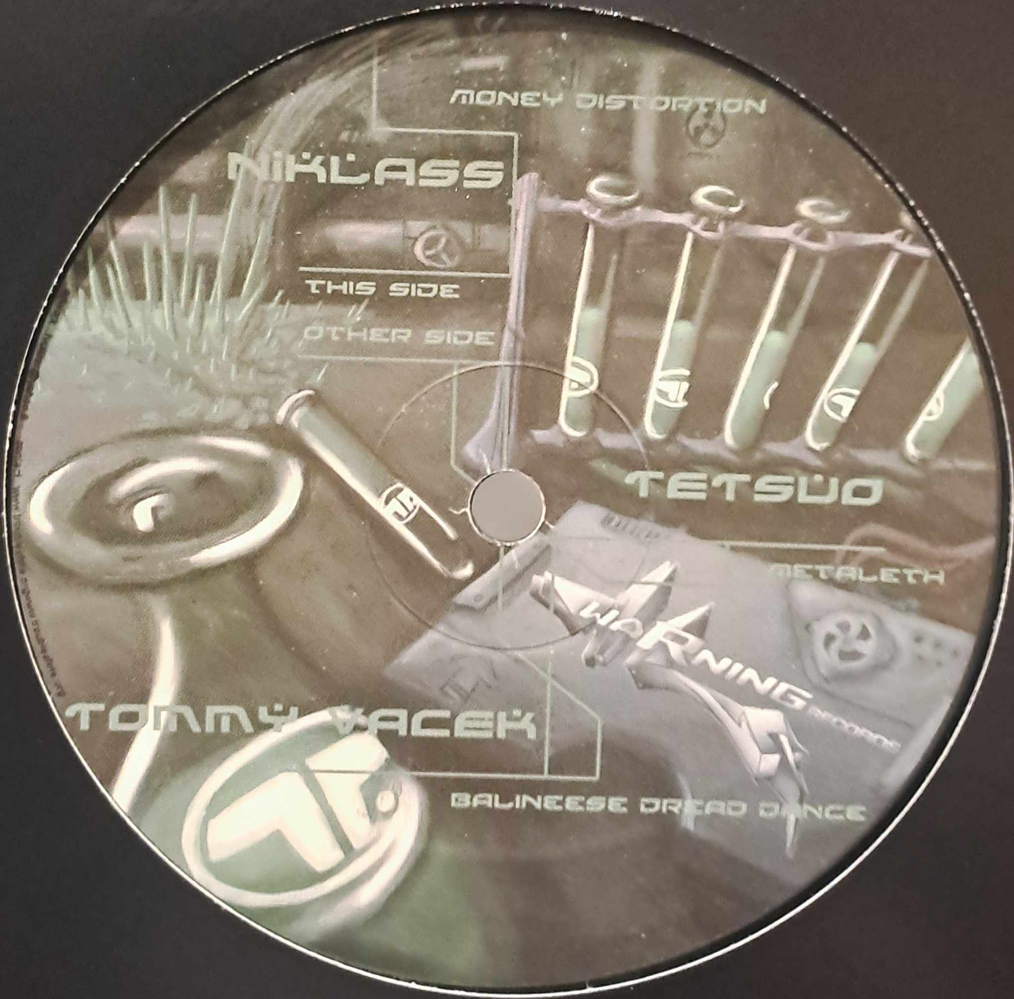 Warning 02 - vinyle freetekno