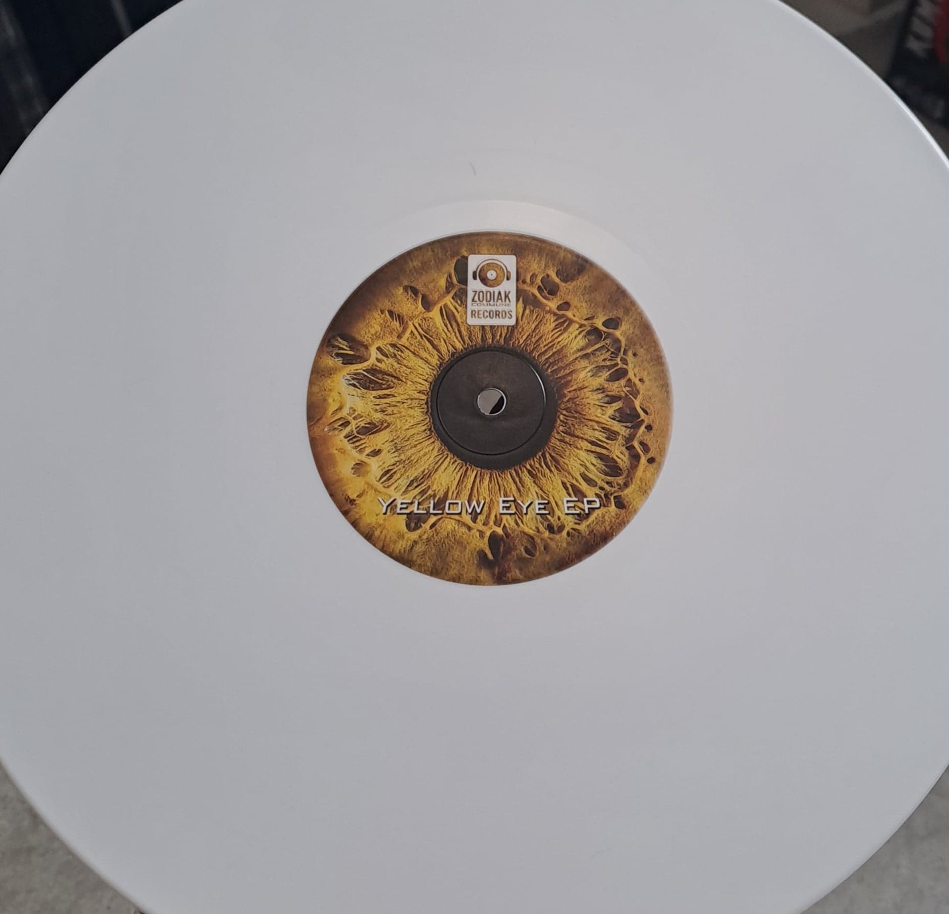 Zodiak Commune 19 - vinyle hard techno